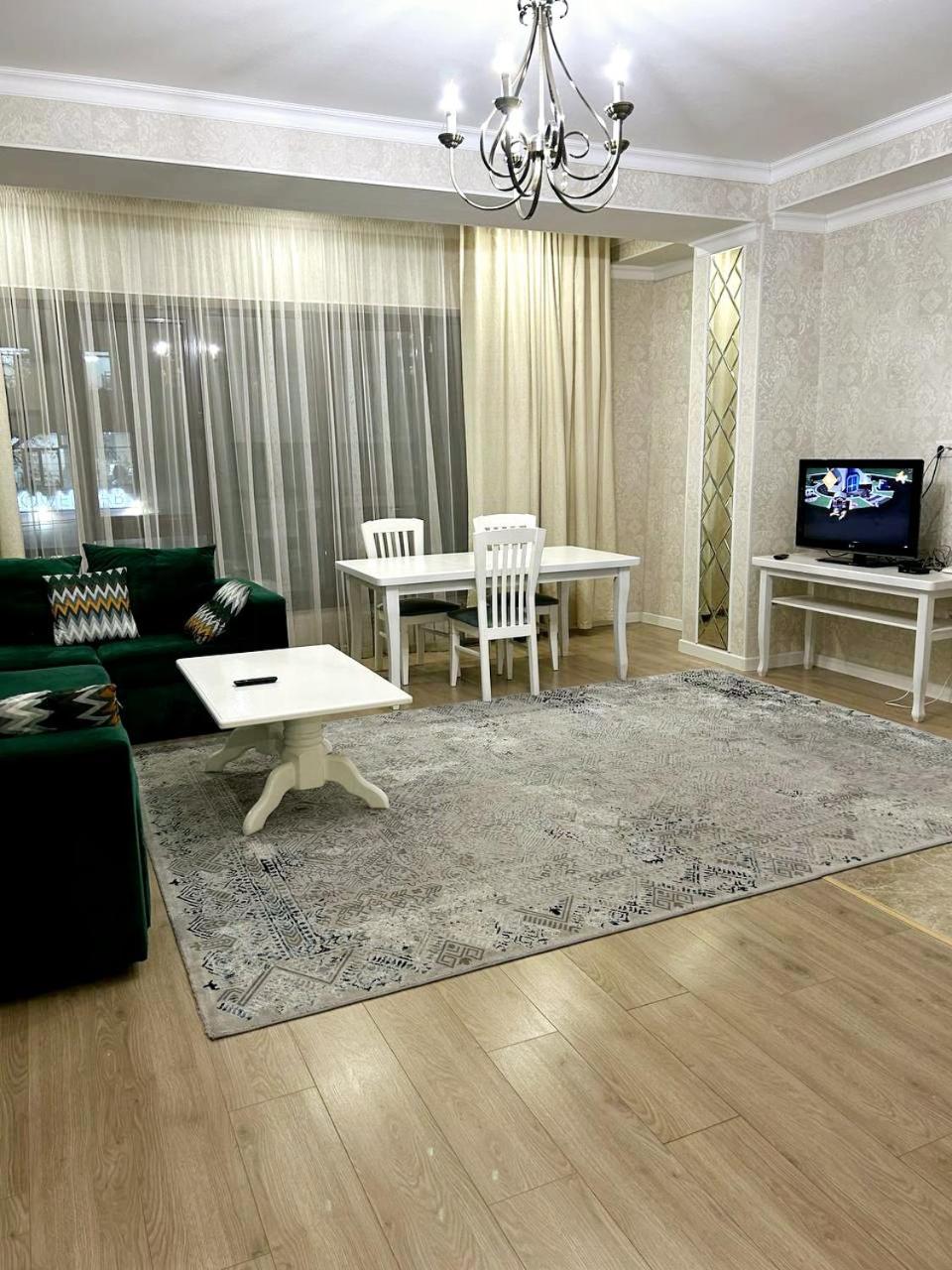 Comfortable Apartment Bishkek Exterior foto